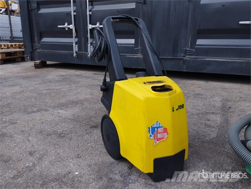  Qty of Equipment مكونات أخرى