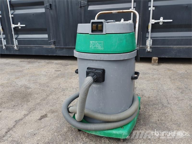  Qty of Equipment مكونات أخرى
