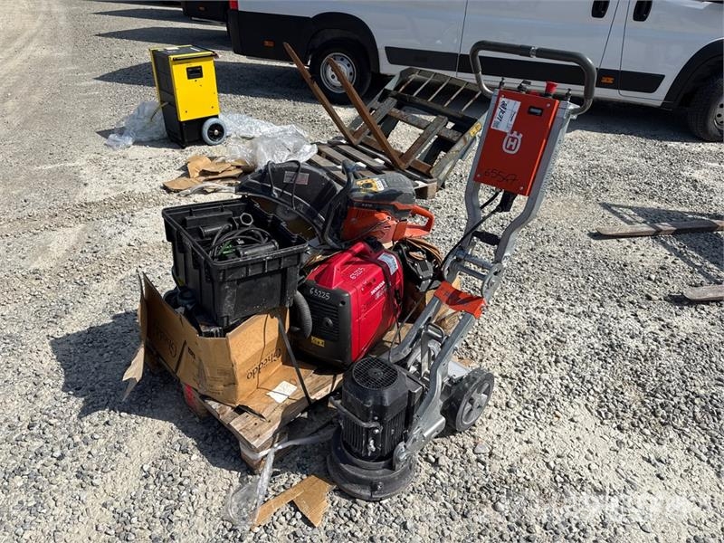 Qty of Hand Tools Други компоненти