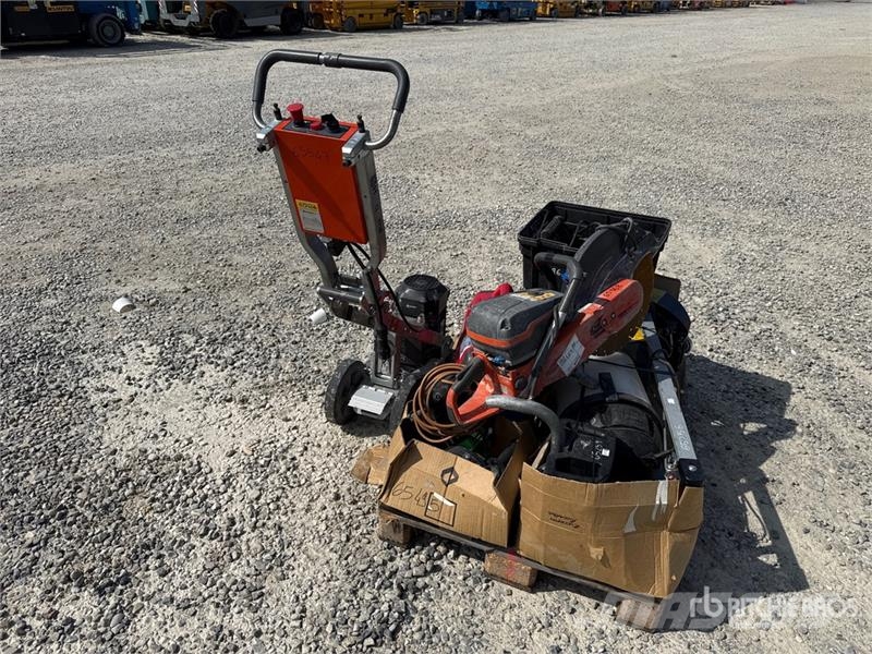 Qty of Hand Tools Други компоненти