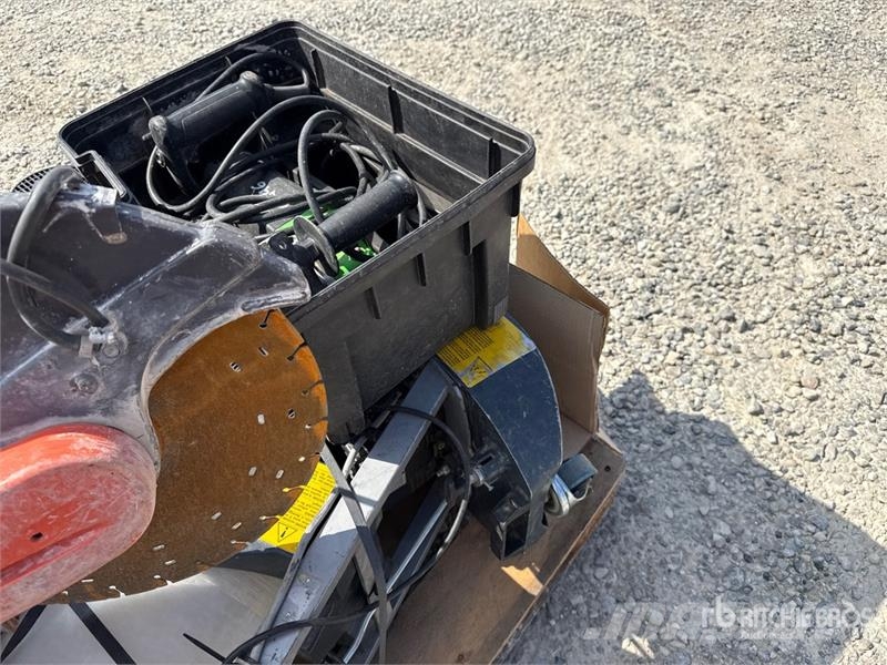 Qty of Hand Tools Други компоненти