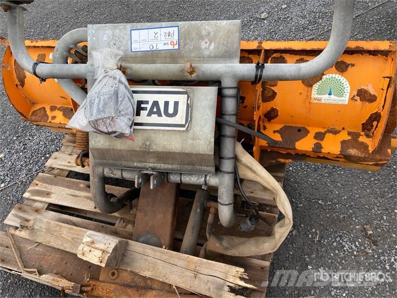 Qty of Misc. Snow Equipment Ostale poljoprivredne mašine