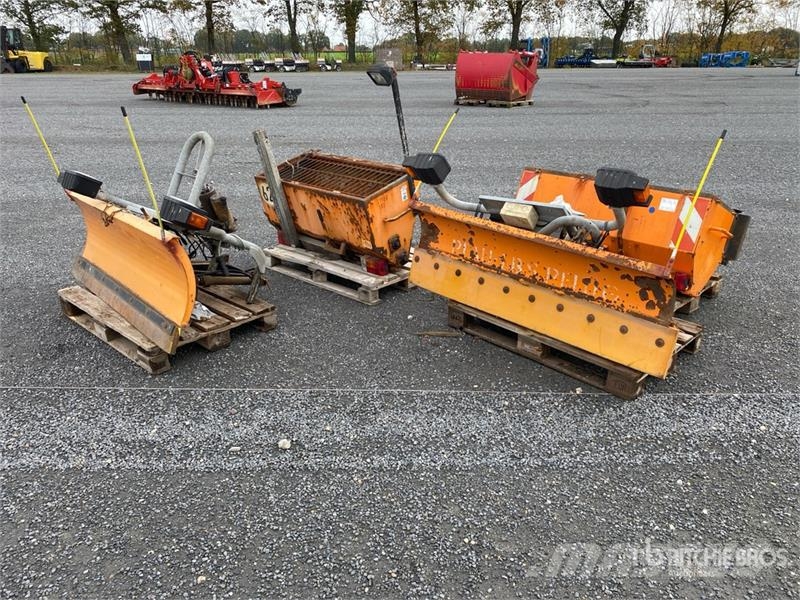 Qty of Misc. Snow Equipment Ostale poljoprivredne mašine