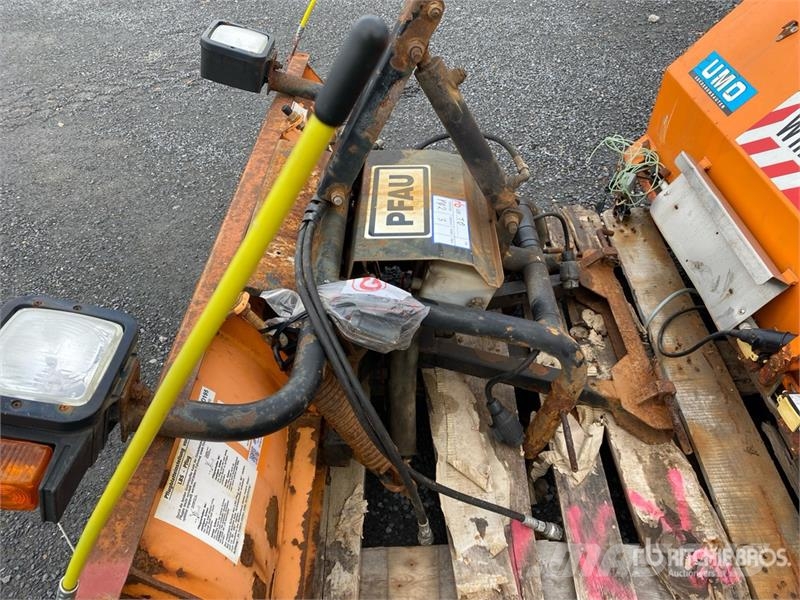 Qty of Misc. Snow Equipment Ostale poljoprivredne mašine
