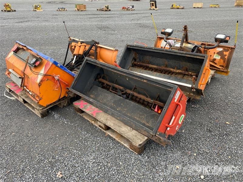 Qty of Misc. Snow Equipment Ostale poljoprivredne mašine