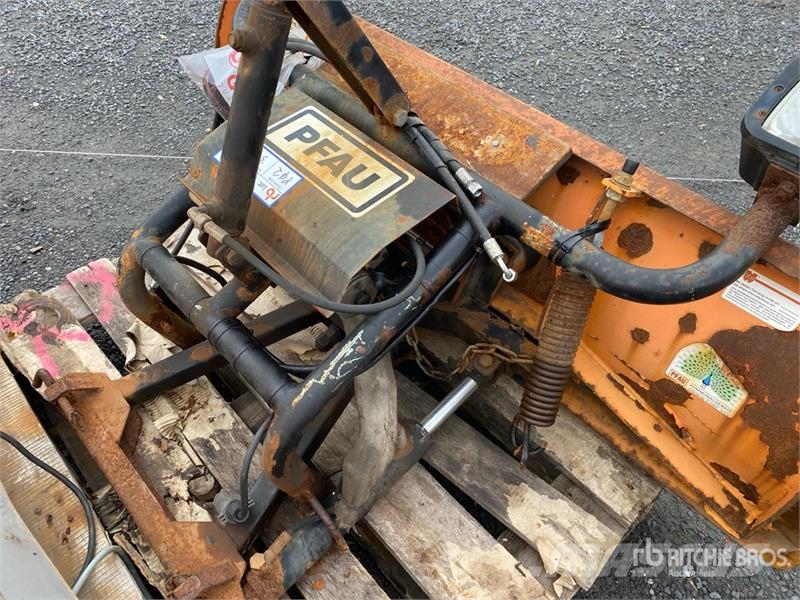 Qty of Misc. Snow Equipment Ostale poljoprivredne mašine