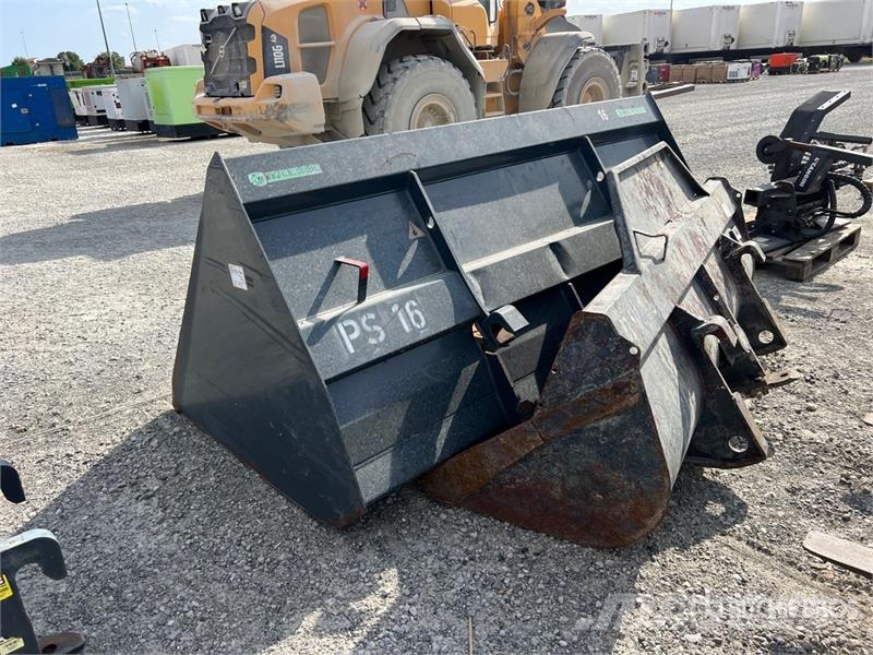 Qty of Telehandler Attachment Altri componenti