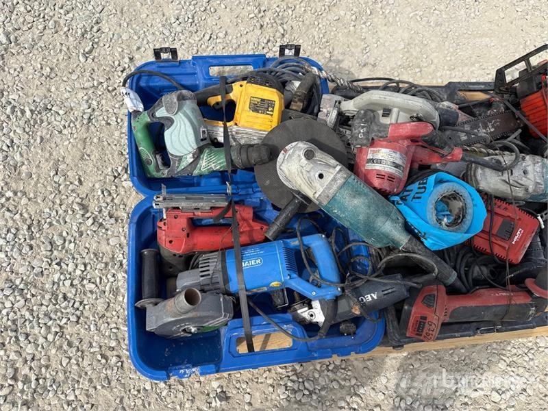  Qty of Warehouse Tools مكونات أخرى