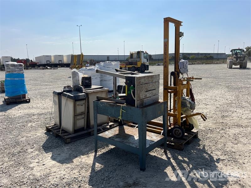 Qty of Workshop Equipment Altri componenti