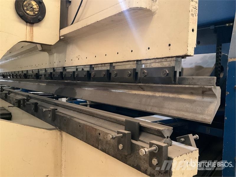 Quality and Ingenering HG -22 Electric Pipe Bendin Тръбополагащи булдозери