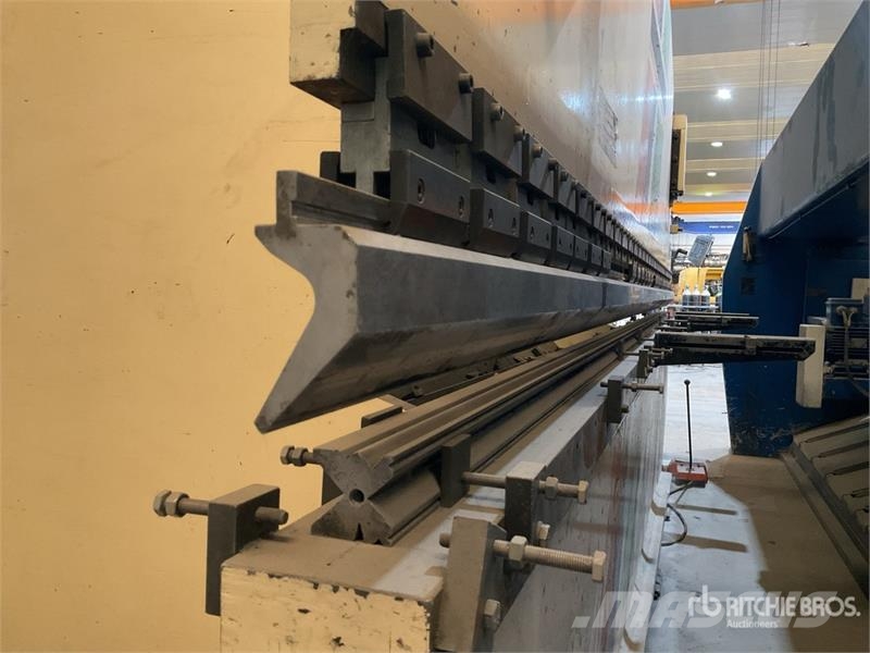 Quality and Ingenering HG -22 Electric Pipe Bendin Тръбополагащи булдозери