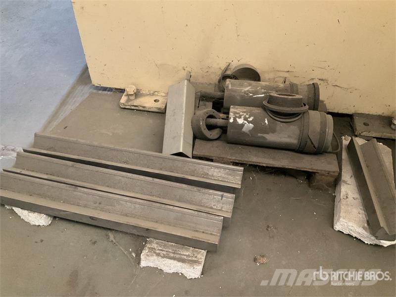 Quality and Ingenering HG -22 Electric Pipe Bendin Тръбополагащи булдозери