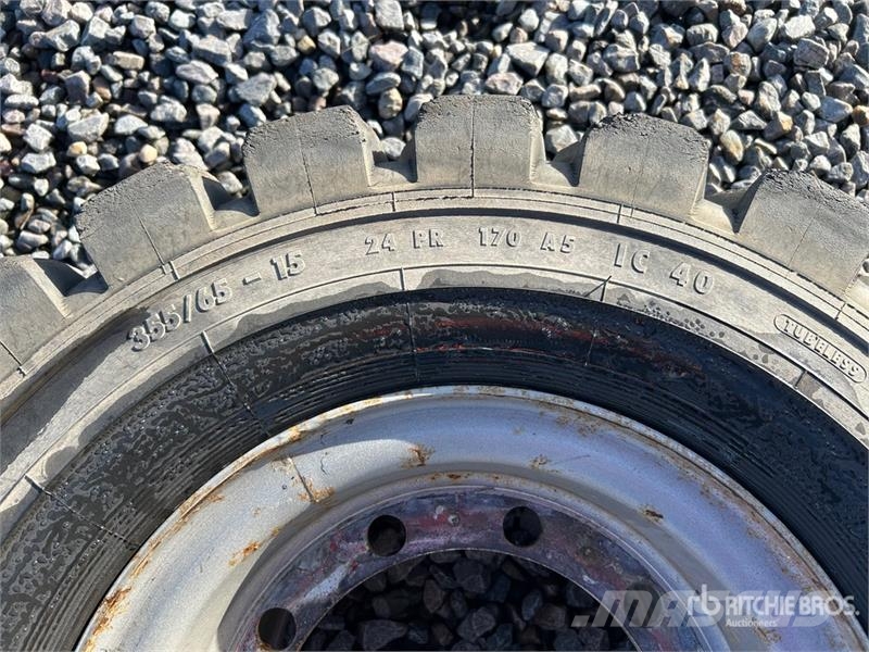 Quantity 122 Scheuerle SPMT Wheels w/ Continental Soojakud