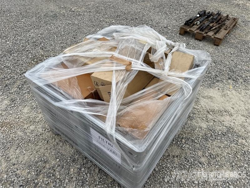  Quantity of (1) Crates of Tractor Filters مكونات أخرى