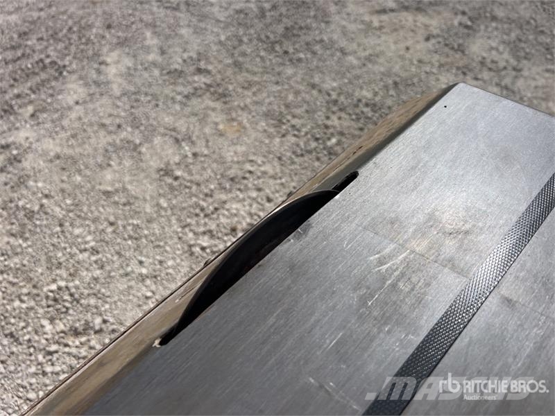 Quantity of (1) Diamant Boart TS 350 XL Scie Sur Outros componentes
