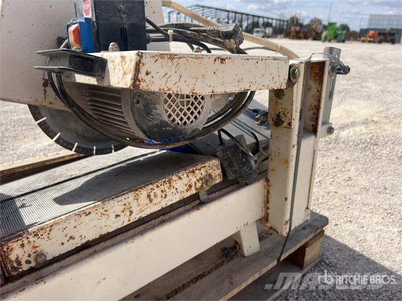 Quantity of (1) Diamant Boart TS 350 XL Scie Sur Outros componentes