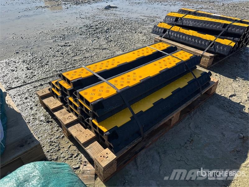  Quantity of (1) Pallets of  Bauer Generatoren Baue معدات البناء - غير ذلك
