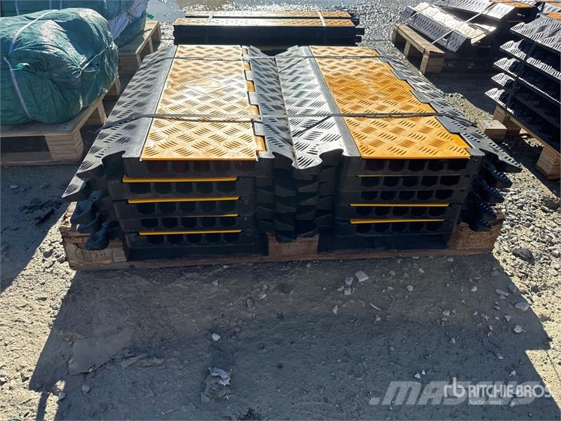  Quantity of (1) Pallets of  Bauer Generatoren Baue معدات البناء - غير ذلك