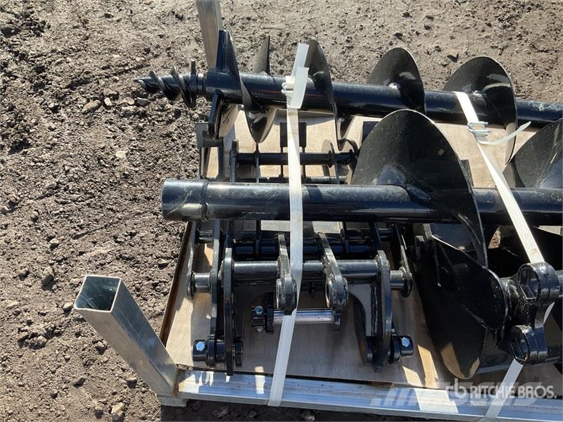  Quantity of (1) Pallets of Captok Excavator Attach مكونات أخرى