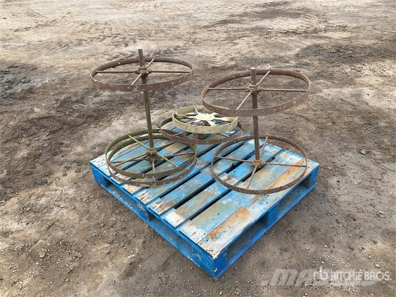 Quantity of (1) Pallets of Vintage Wheels Földnyesők (szkréperek)