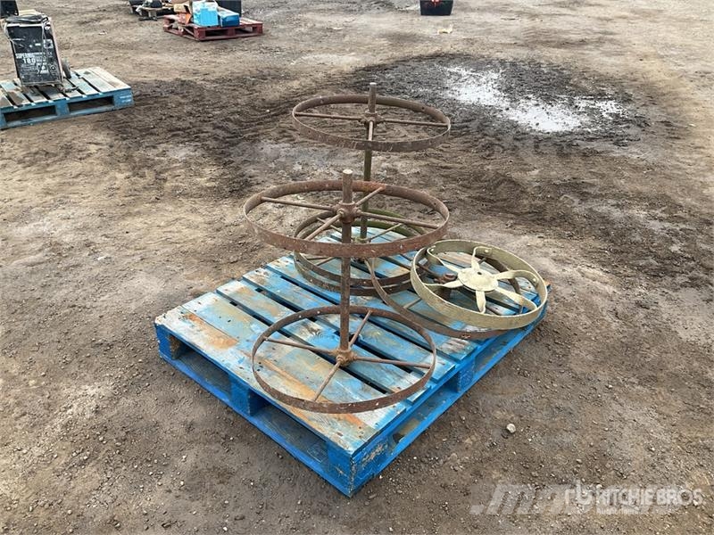 Quantity of (1) Pallets of Vintage Wheels Földnyesők (szkréperek)