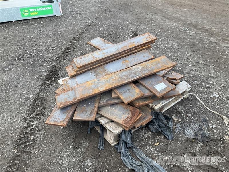  Quantity of (1) Pallets of Steel Plates مكونات أخرى