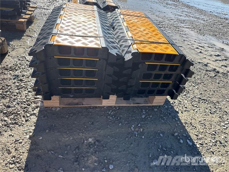  Quantity of (1) Pallets of  Bauer Generatoren Baue معدات البناء - غير ذلك