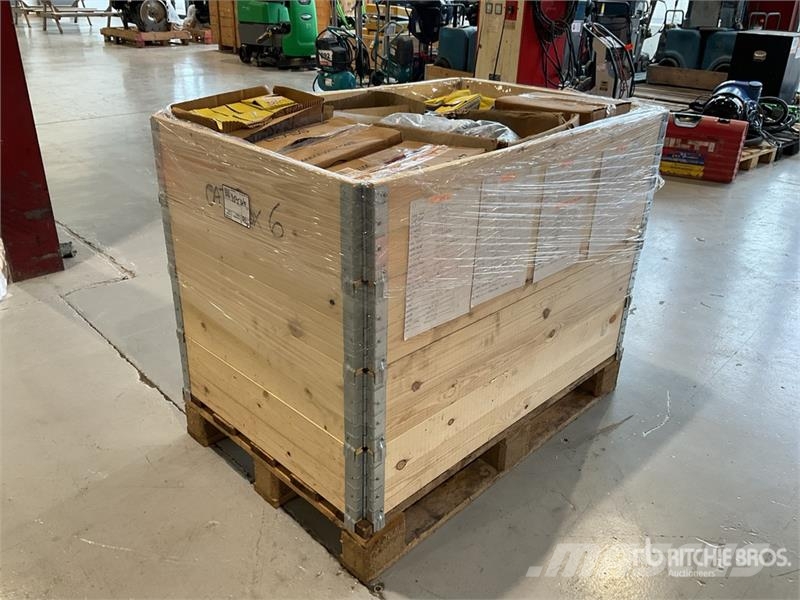  Quantity of (1) Pallets of Parts (Unused) مكونات أخرى