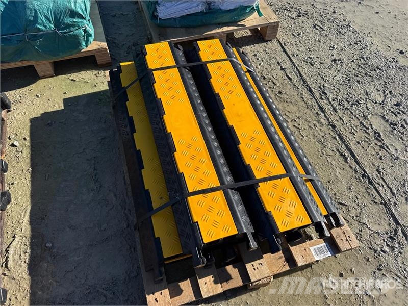  Quantity of (1) Pallets of  Bauer Generatoren Baue معدات البناء - غير ذلك