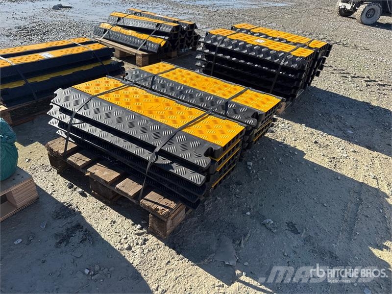  Quantity of (1) Pallets of  Bauer Generatoren Baue معدات البناء - غير ذلك
