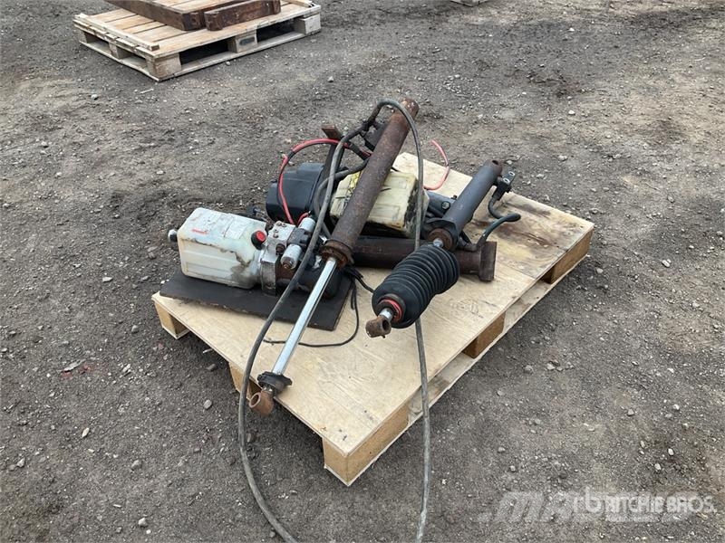 Quantity of (1) Pallets of Hydraulic Parts Hydraulics