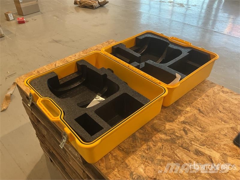 Quantity of (1) Spectra Precision GL7XX Carrying C Instruments, measuring and automation equipment