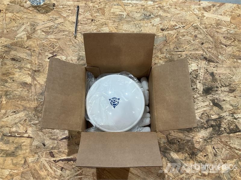 Quantity of (1) Trimble GNSS Zephyr 3 Rover (Unuse Instruments, measuring and automation equipment