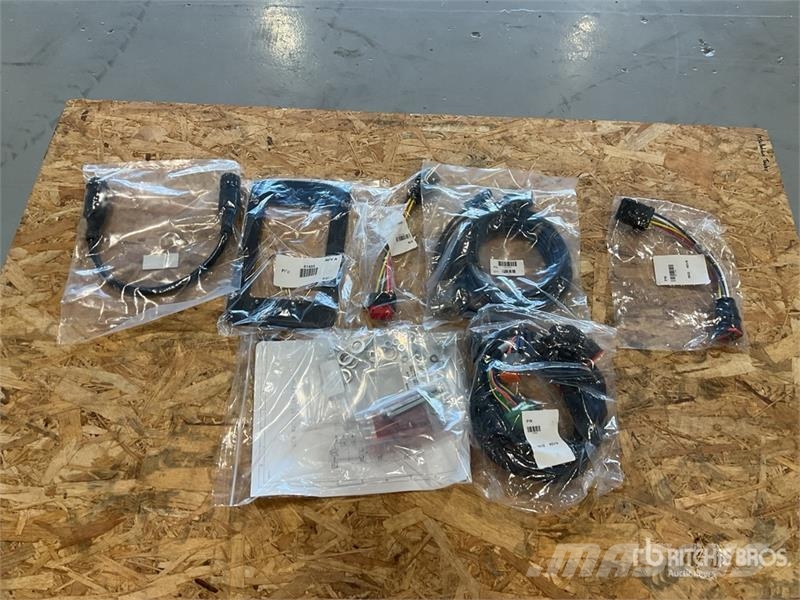  Quantity of (1) Trimble Subkit - CAT Dozer D6T T4I Instrumenti, mērīšanas un automatizācijas iekārtas