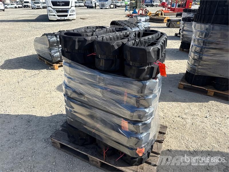 Quantity of (10) 230X48X68S Tracks (Unused) Други компоненти