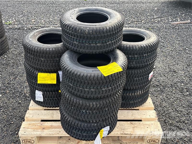 Quantity of (10) Bridgestone 20.5x8.00-10 Tires Gume, točkovi i felne