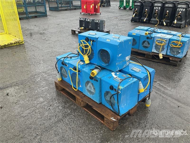  Quantity of (10) Space Heater معدات التسخين والإذابة