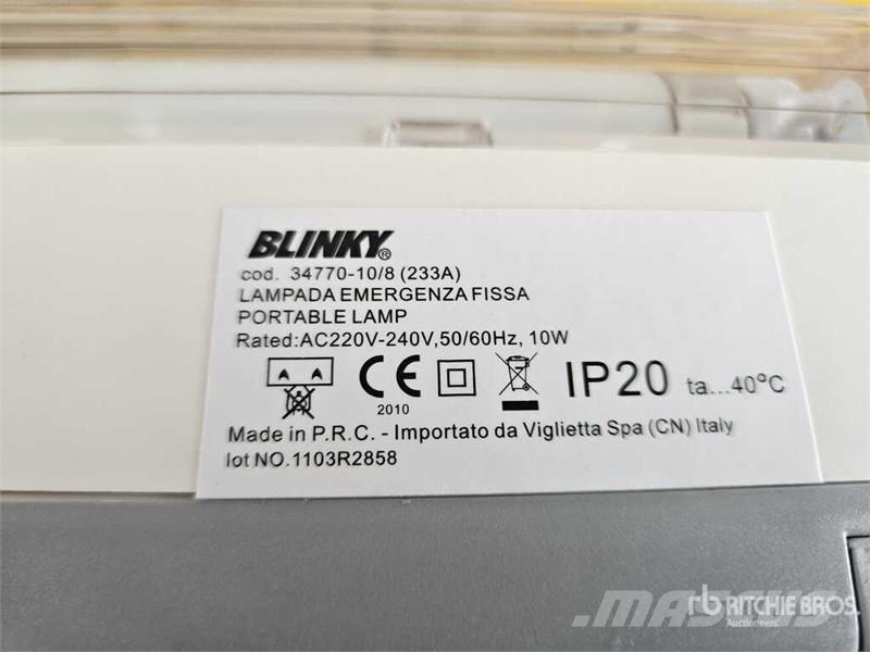 Quantity of (116) Blinky 34770-10/8 Emergency Ligh Άλλα εξαρτήματα