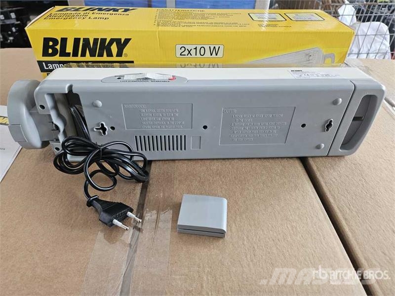 Quantity of (116) Blinky 34770-10/8 Emergency Ligh Övriga