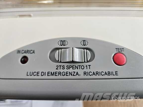 Quantity of (116) Blinky 34770-10/8 Emergency Ligh Övriga