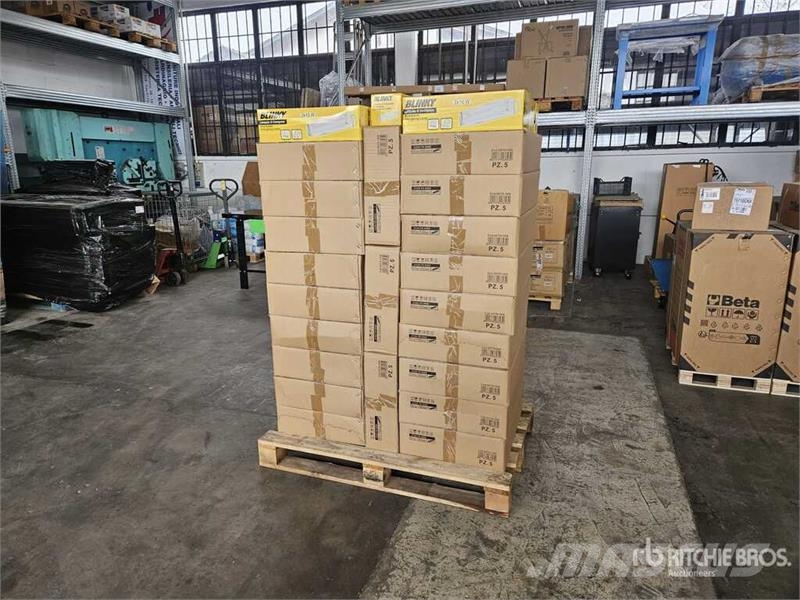 Quantity of (116) Blinky 34770-10/8 Emergency Ligh Άλλα εξαρτήματα