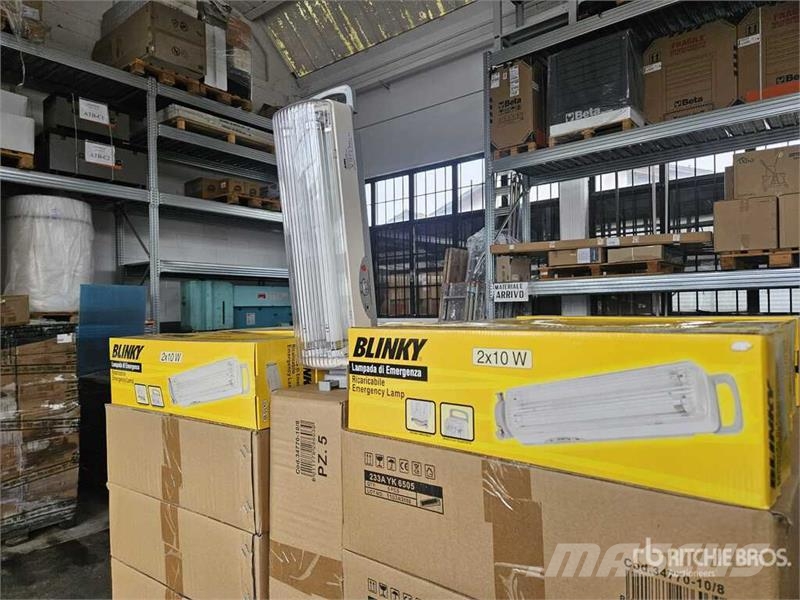 Quantity of (116) Blinky 34770-10/8 Emergency Ligh Övriga