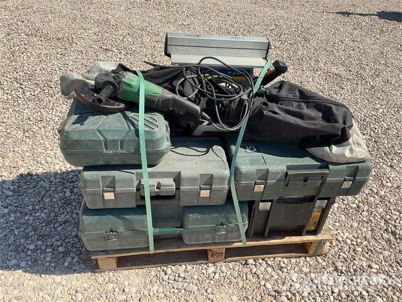  Quantity of (12) Electric Demolition Breaker Плуги