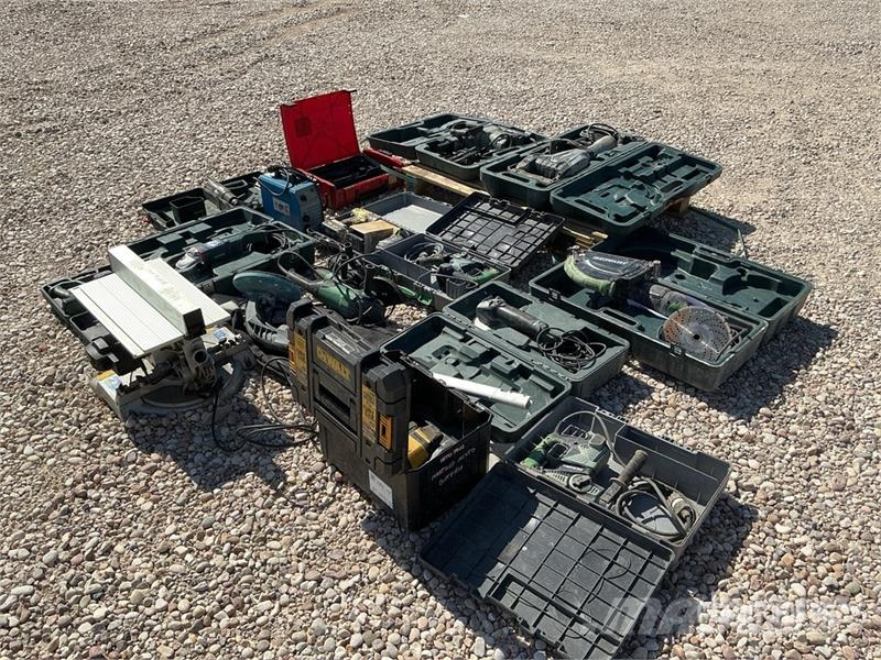  Quantity of (12) Electric Demolition Breaker Плуги