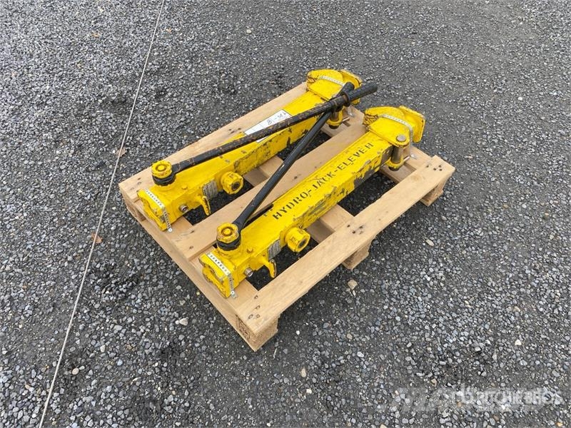 Quantity of (2) 10t Hydraulic Winch Lyftblock, vinschar och materialhissar