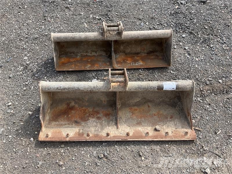  Quantity of (2) 1200 mm Cleanup Excavator Bucket Godet