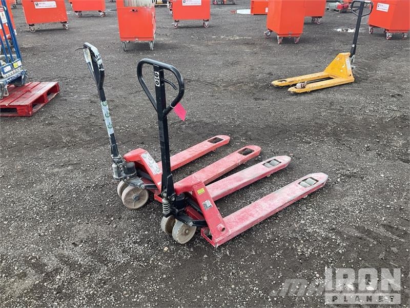 Quantity of (2) 2500 kg Pallet Jack Χειροκίνητο ανυψωτικό αμαξίδιο