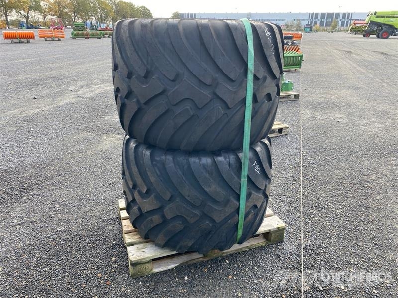 Quantity of (2) Alliance 710-40R22,5 Wheels الإطارات والعجلات والحافات