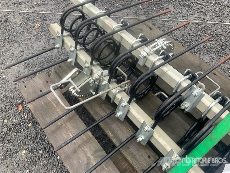 Quantity of (2) Amazone 2000 mm Spring Tine Harrow Agriculture - Autres