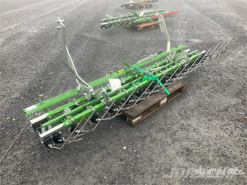 Quantity of (2) Amazone 3000 mm Spring Tine Harrow Agriculture - Autres